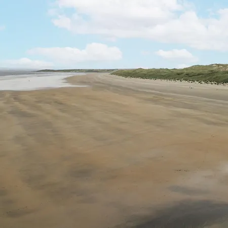 بيت للعطل 22 White Maples