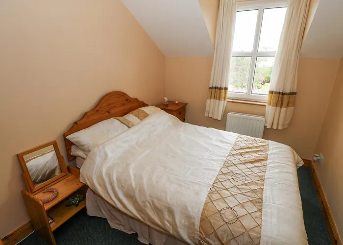 22 White Maples Bundoran